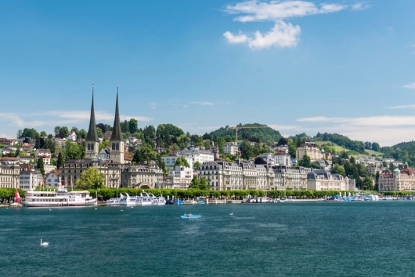 Luzerner Seeuferweg