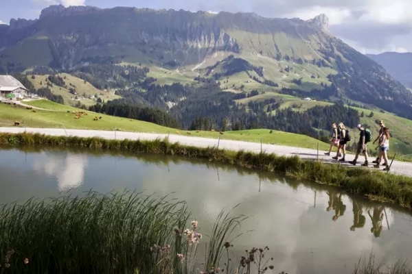 Panoramawanderung zur süssen Belohnung