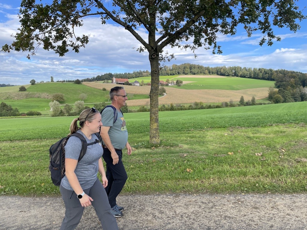 Wanderung St. Urban: Corinne Müller und Kantonsrat Thomas Grüter