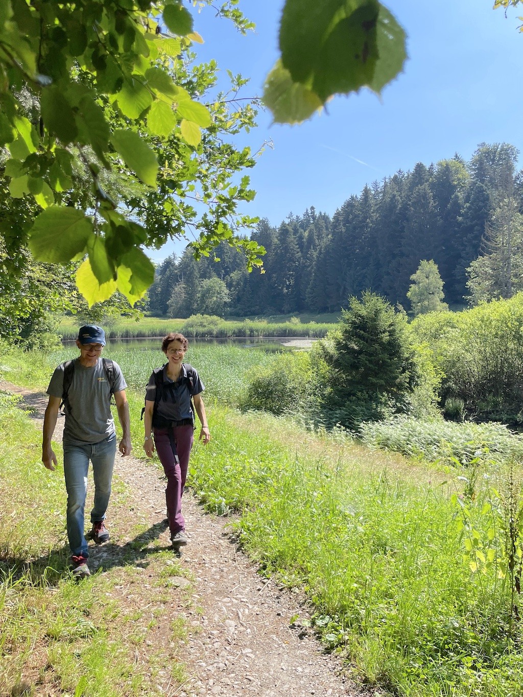 Andreas Lehmann und Gisela WidmerReichlin beim Wagemoos